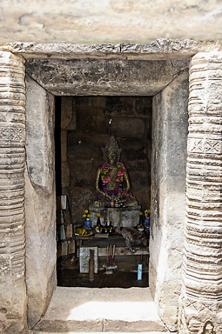 Prasat Sa Kamphaeng Noi-026